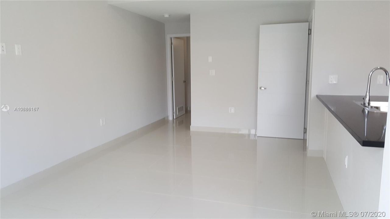 Недавно арендовано: $1,850 (4 спален, 3 ванн, 1769 Квадратных фут)