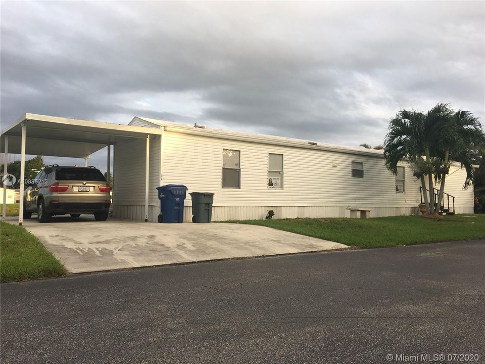 Recently Sold: $97,000 (2 beds, 2 baths, 850 Square Feet)