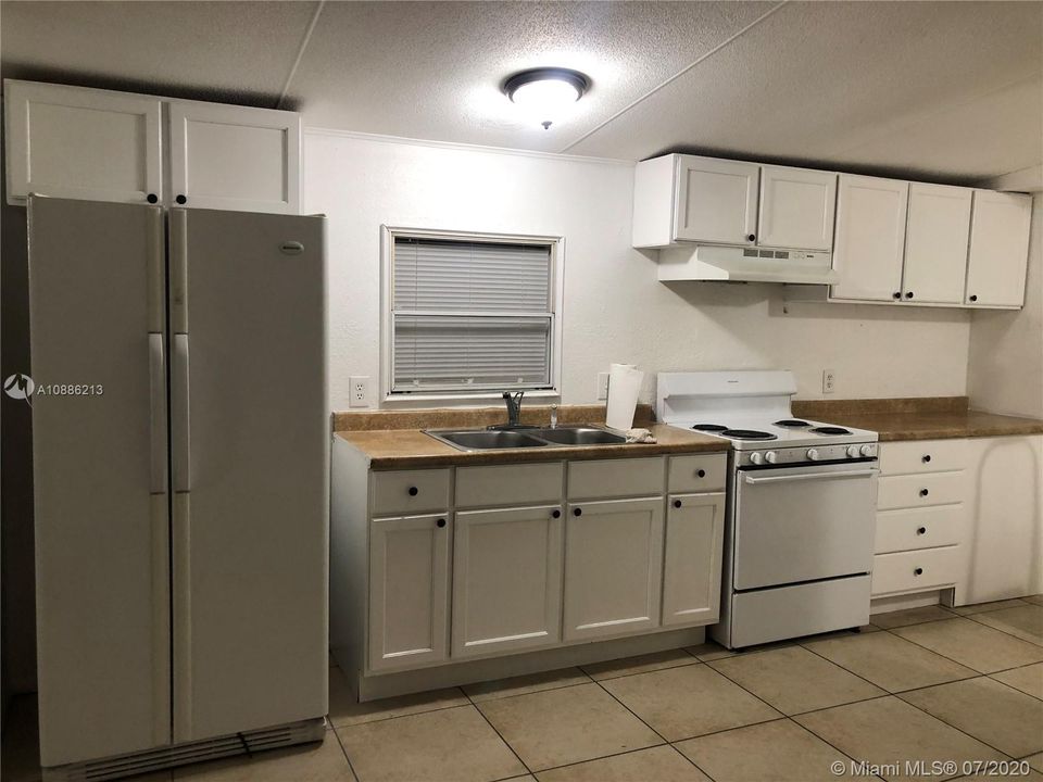 Recently Sold: $97,000 (2 beds, 2 baths, 850 Square Feet)