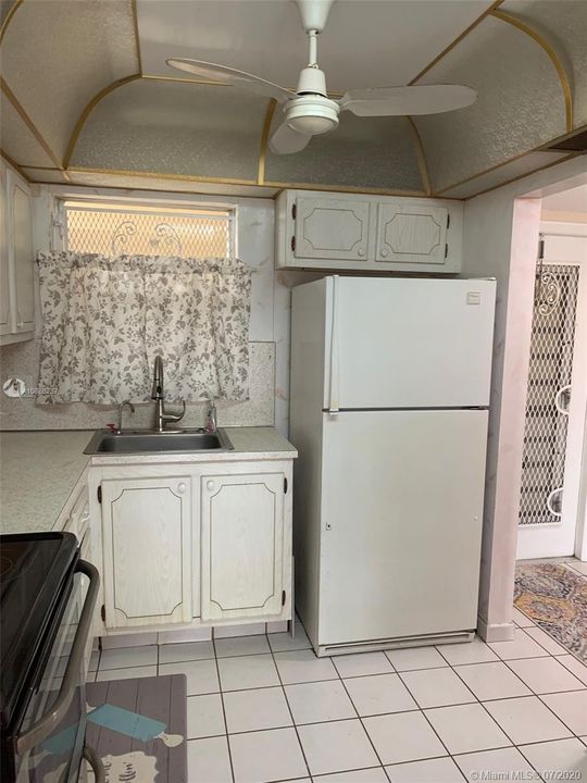 Recently Sold: $47,000 (1 beds, 1 baths, 640 Square Feet)