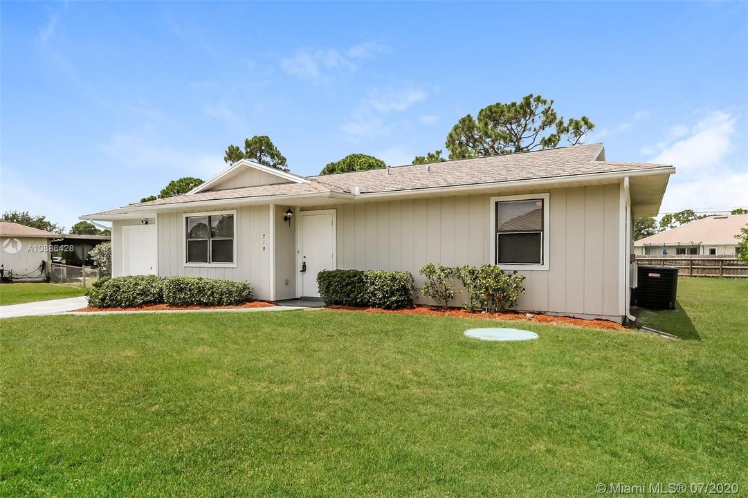 最近租的: $1,635 (3 贝兹, 2 浴室, 954 平方英尺)