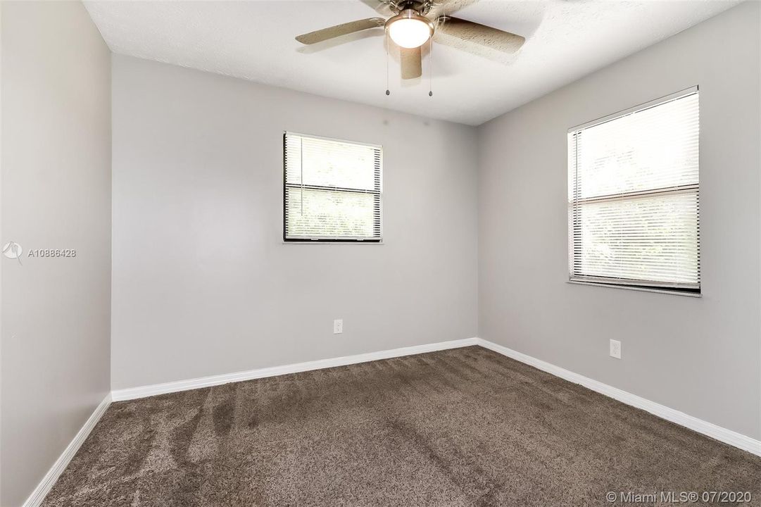 最近租的: $1,635 (3 贝兹, 2 浴室, 954 平方英尺)