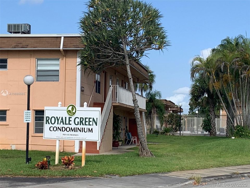 Recently Sold: $169,000 (2 beds, 1 baths, 952 Square Feet)