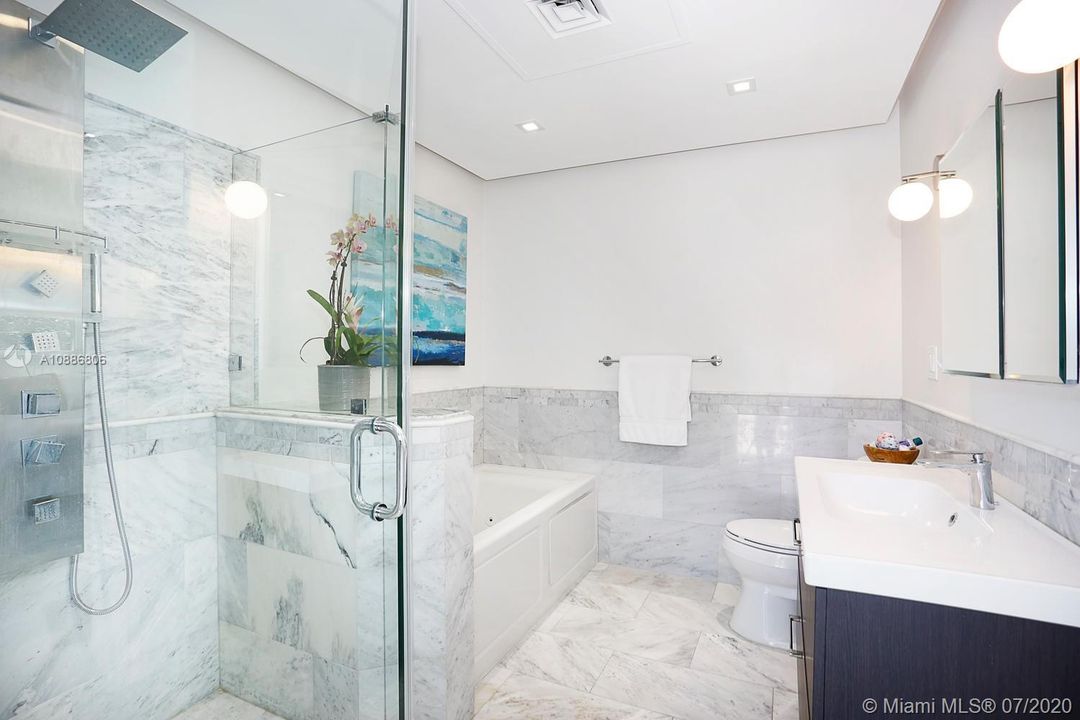 Vendido Recientemente: $769,000 (3 camas, 2 baños, 2096 Pies cuadrados)