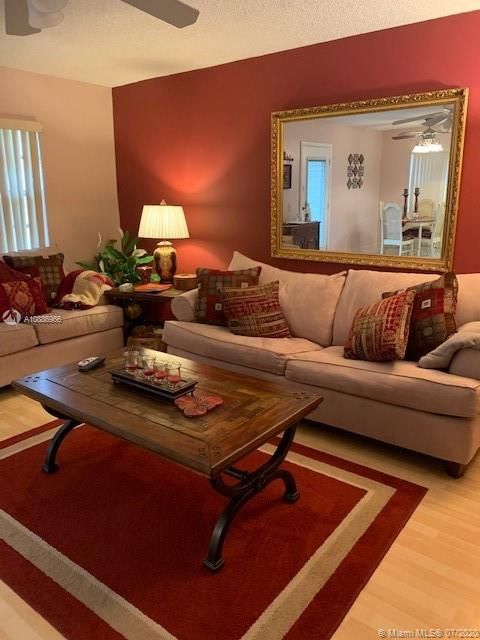 Recently Sold: $80,000 (2 beds, 2 baths, 907 Square Feet)