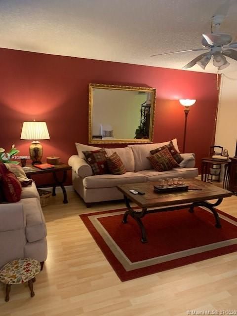 Recently Sold: $80,000 (2 beds, 2 baths, 907 Square Feet)