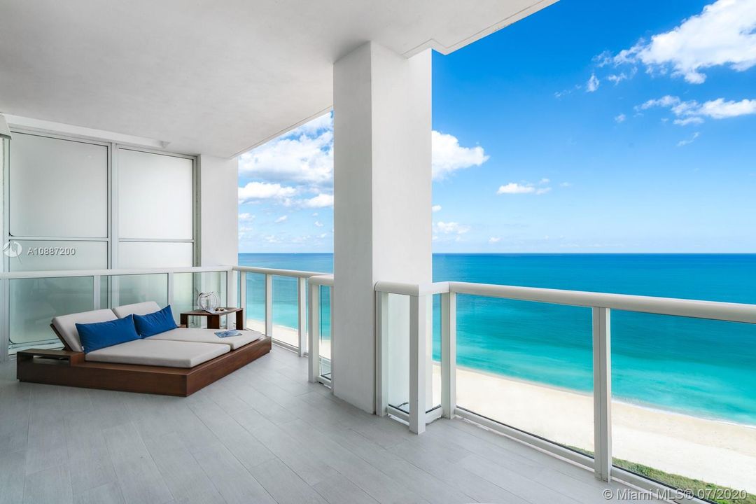 Private oversized terrace