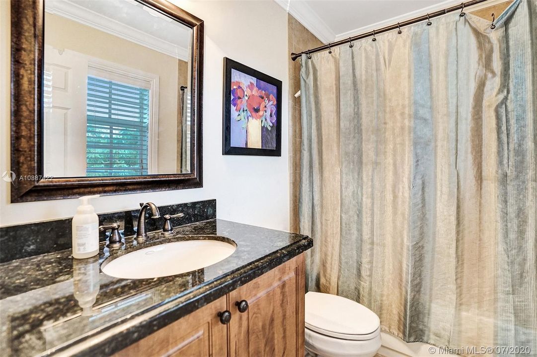 Recently Sold: $649,900 (4 beds, 3 baths, 2945 Square Feet)