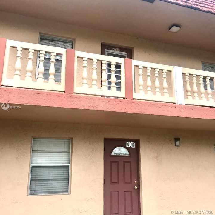 Recently Sold: $130,000 (2 beds, 2 baths, 1050 Square Feet)