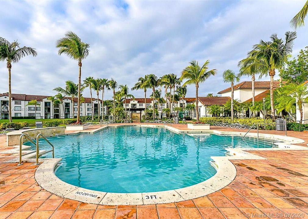 Recientemente alquilado: $1,500 (1 camas, 1 baños, 743 Pies cuadrados)