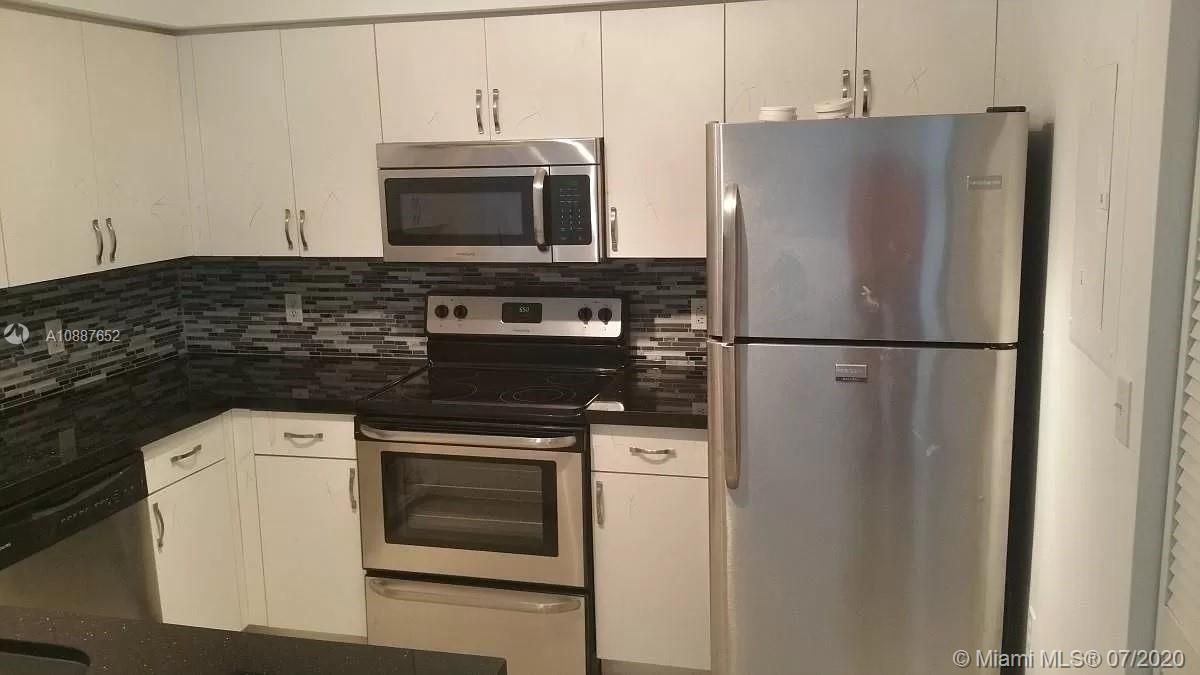 Recientemente alquilado: $1,500 (1 camas, 1 baños, 743 Pies cuadrados)