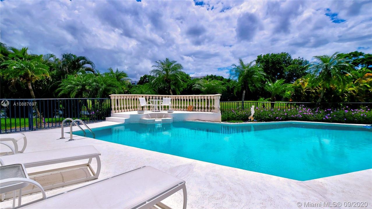 Recently Sold: $1,000,000 (4 beds, 3 baths, 3269 Square Feet)