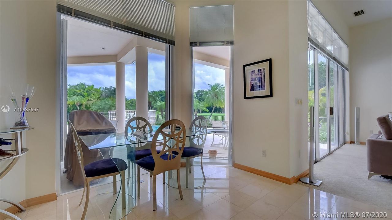Recently Sold: $1,000,000 (4 beds, 3 baths, 3269 Square Feet)