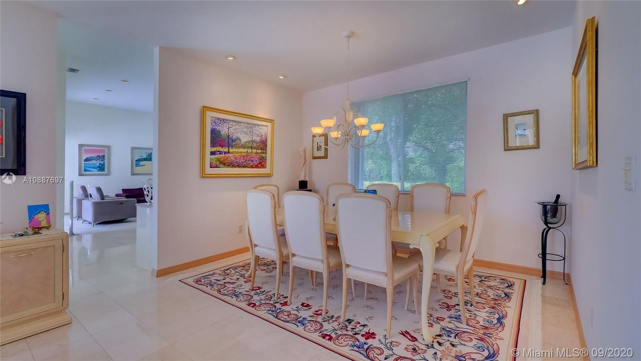 Recently Sold: $1,000,000 (4 beds, 3 baths, 3269 Square Feet)