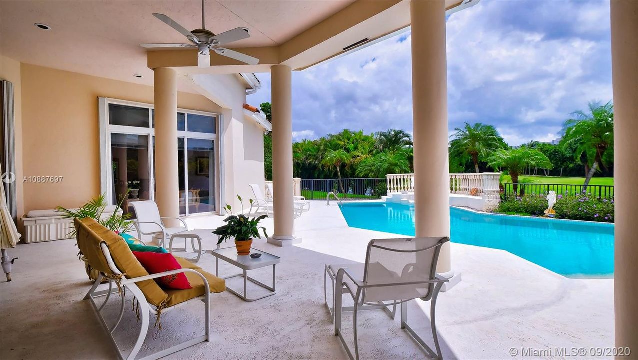 Recently Sold: $1,000,000 (4 beds, 3 baths, 3269 Square Feet)
