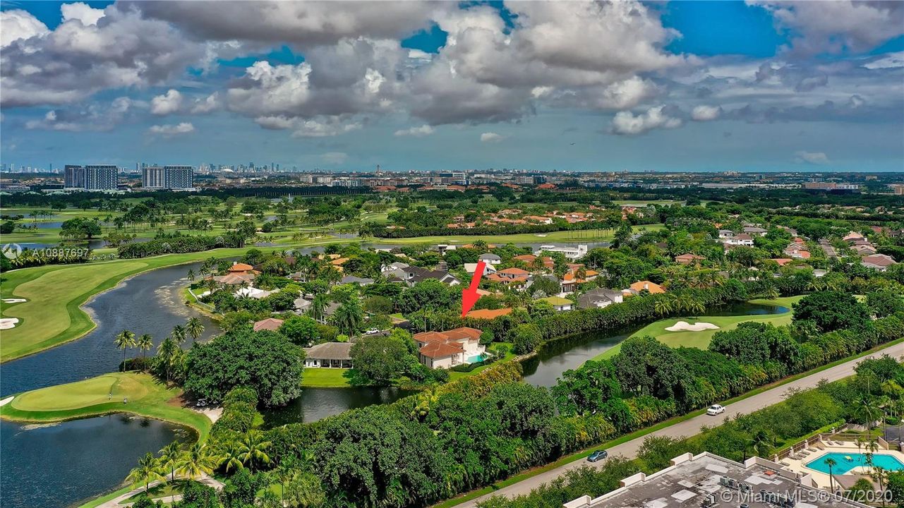 Recently Sold: $1,000,000 (4 beds, 3 baths, 3269 Square Feet)