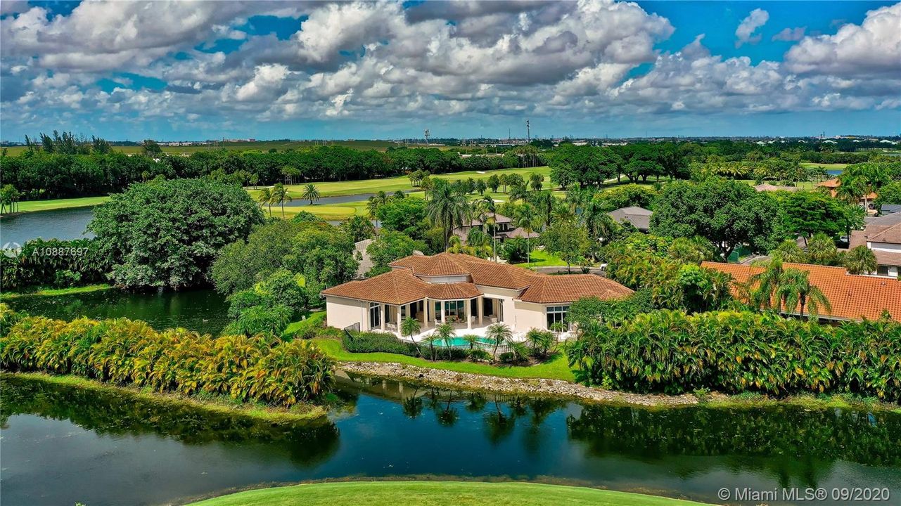 Recently Sold: $1,000,000 (4 beds, 3 baths, 3269 Square Feet)