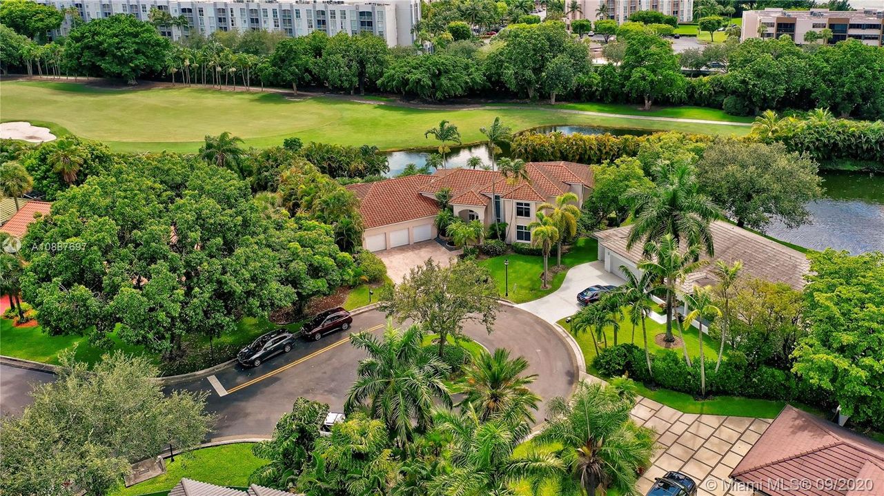 Recently Sold: $1,000,000 (4 beds, 3 baths, 3269 Square Feet)