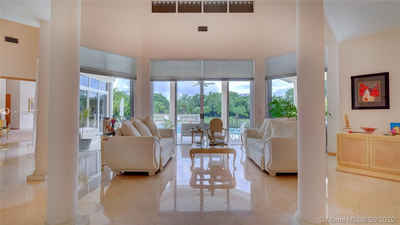 Recently Sold: $1,000,000 (4 beds, 3 baths, 3269 Square Feet)