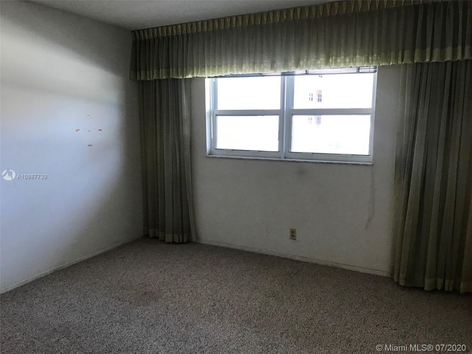Recently Sold: $244,900 (2 beds, 2 baths, 1000 Square Feet)