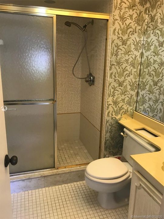 Recently Sold: $244,900 (2 beds, 2 baths, 1000 Square Feet)