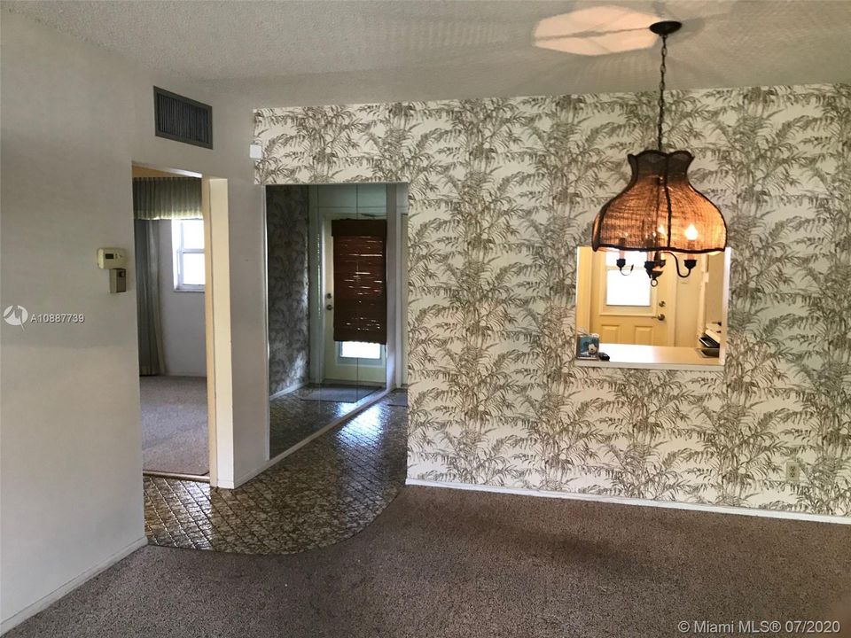 Recently Sold: $244,900 (2 beds, 2 baths, 1000 Square Feet)