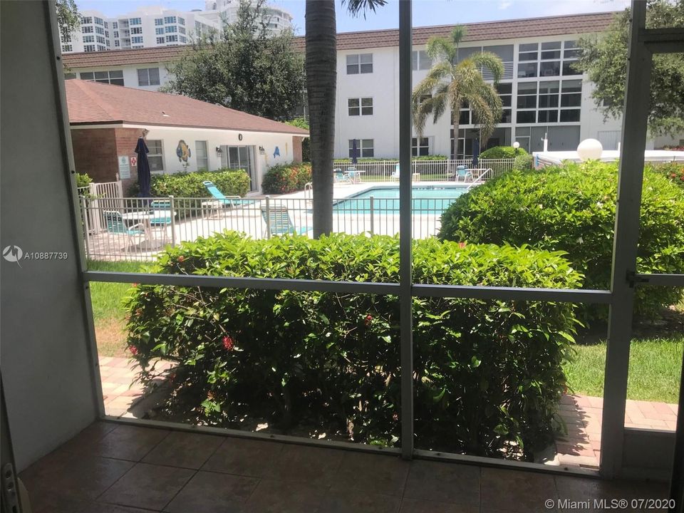 Recently Sold: $244,900 (2 beds, 2 baths, 1000 Square Feet)