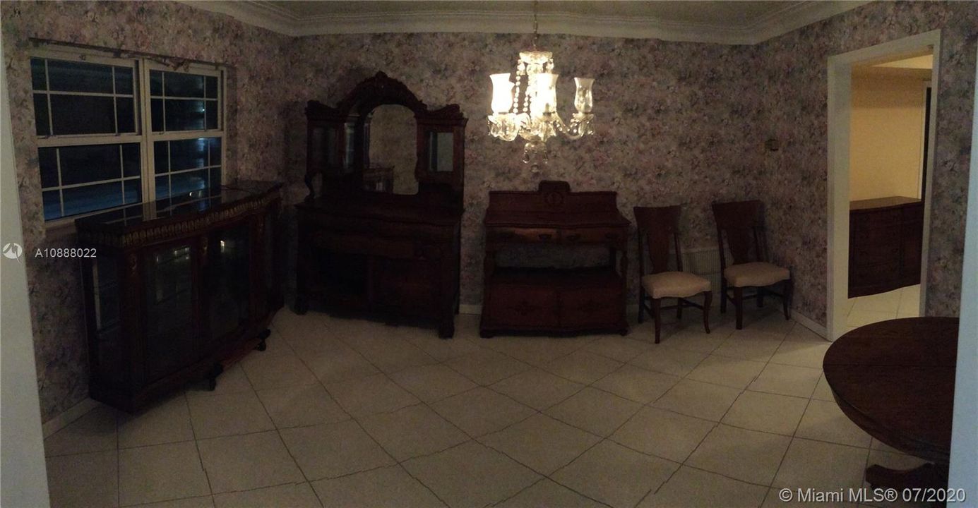 Недавно продано: $469,000 (5 спален, 3 ванн, 2826 Квадратных фут)