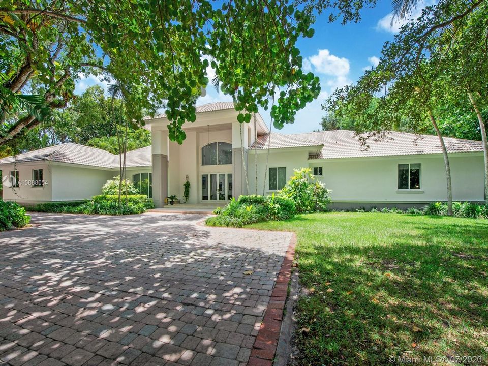 Recently Rented: $12,995 (5 beds, 5 baths, 4419 Square Feet)