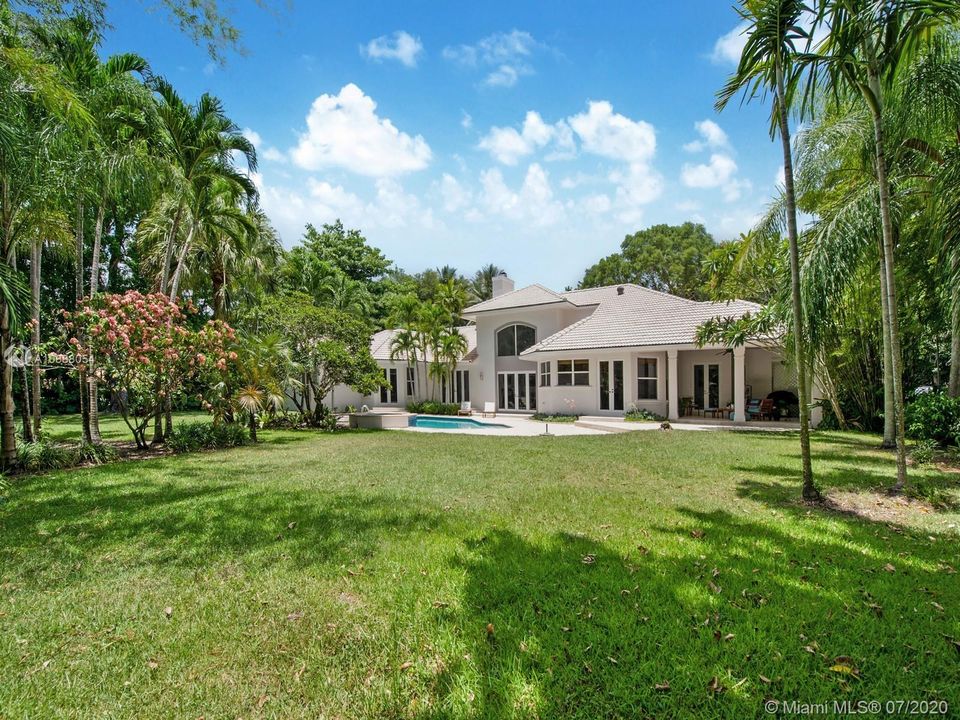 Recently Rented: $12,995 (5 beds, 5 baths, 4419 Square Feet)