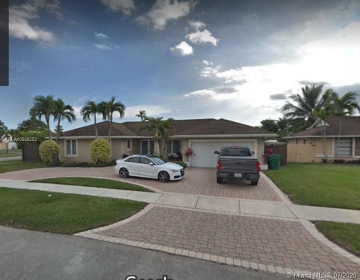 Recently Rented: $3,295 (3 beds, 2 baths, 1755 Square Feet)