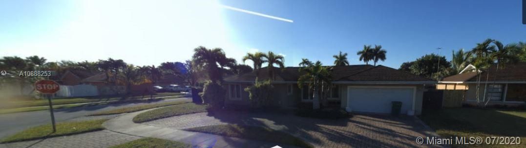 Recently Rented: $3,295 (3 beds, 2 baths, 1755 Square Feet)
