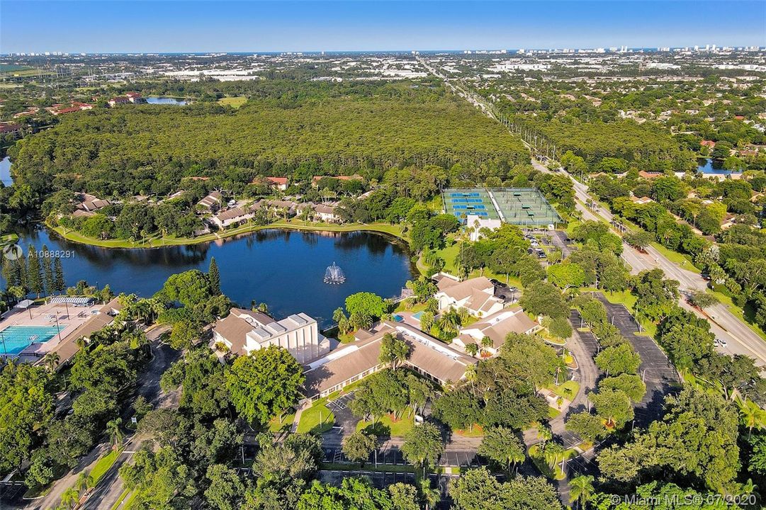 最近售出: $259,500 (2 贝兹, 2 浴室, 1320 平方英尺)