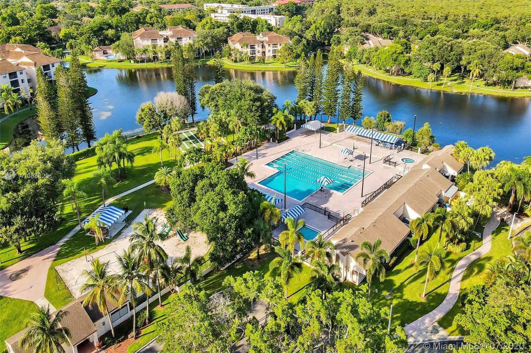 最近售出: $259,500 (2 贝兹, 2 浴室, 1320 平方英尺)