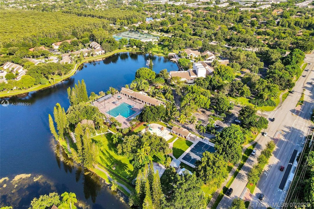 最近售出: $259,500 (2 贝兹, 2 浴室, 1320 平方英尺)