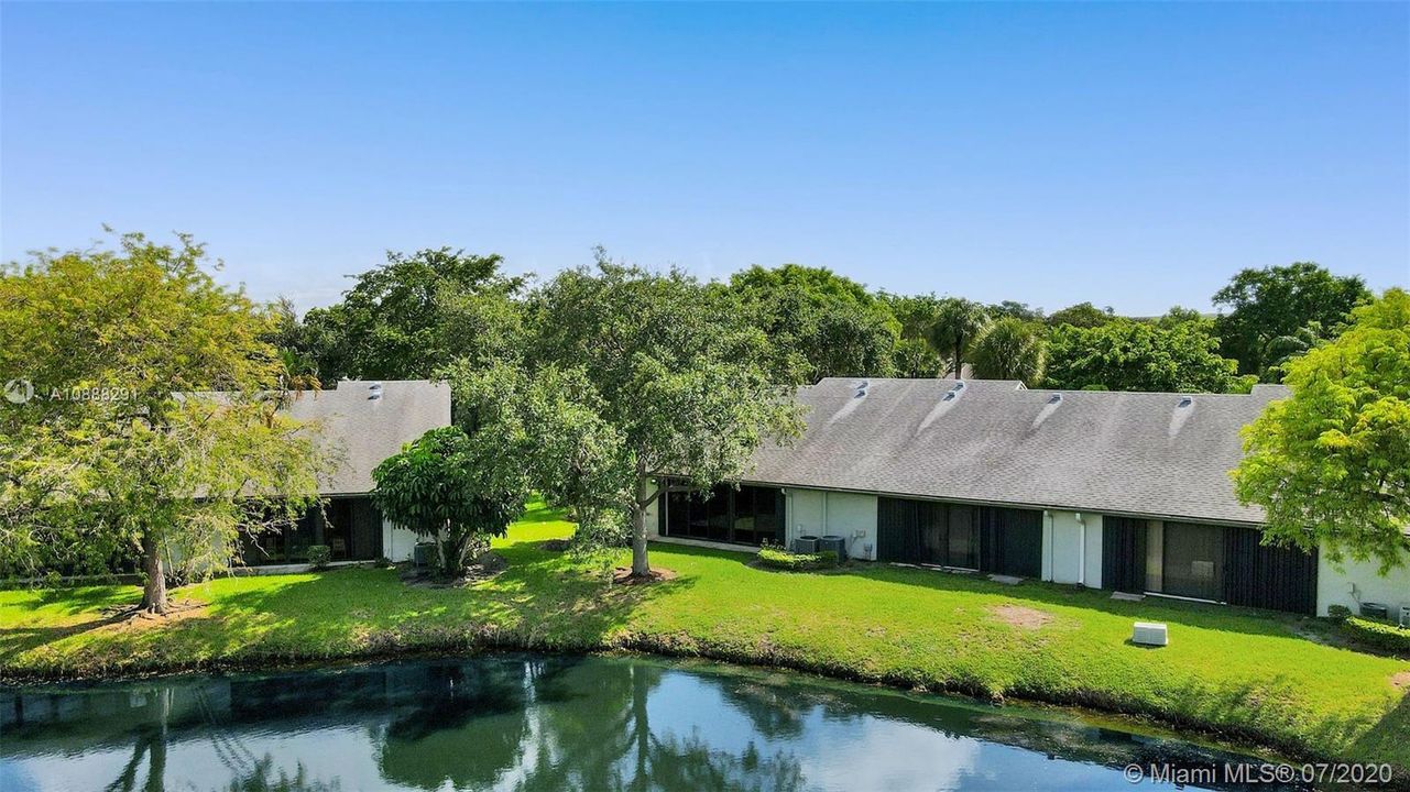 最近售出: $259,500 (2 贝兹, 2 浴室, 1320 平方英尺)