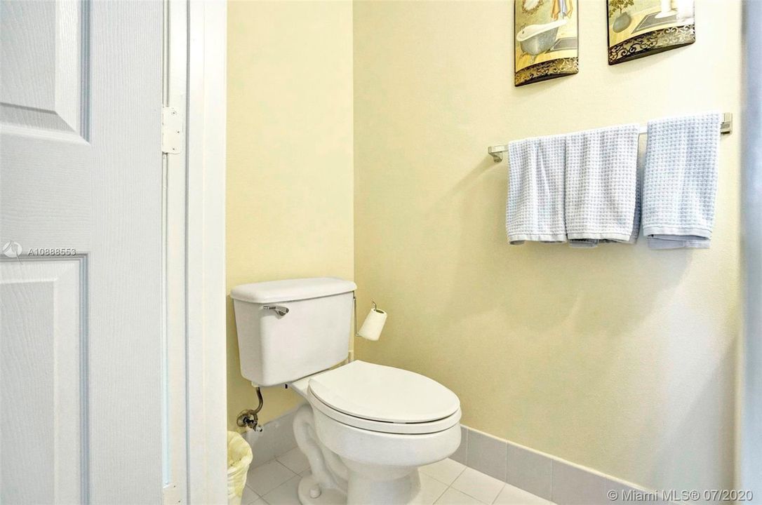 Recently Sold: $265,000 (3 beds, 2 baths, 1627 Square Feet)