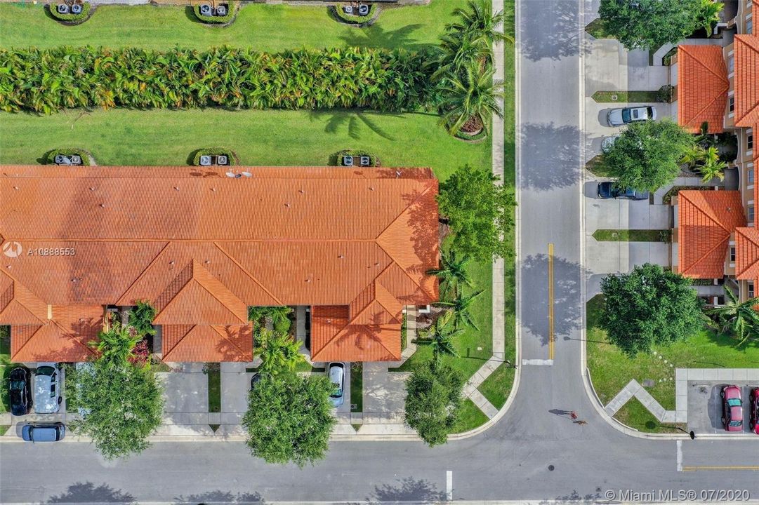 Recently Sold: $265,000 (3 beds, 2 baths, 1627 Square Feet)