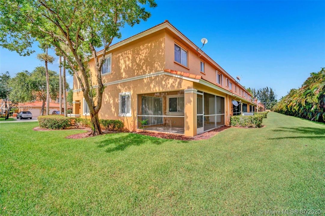 Recently Sold: $265,000 (3 beds, 2 baths, 1627 Square Feet)