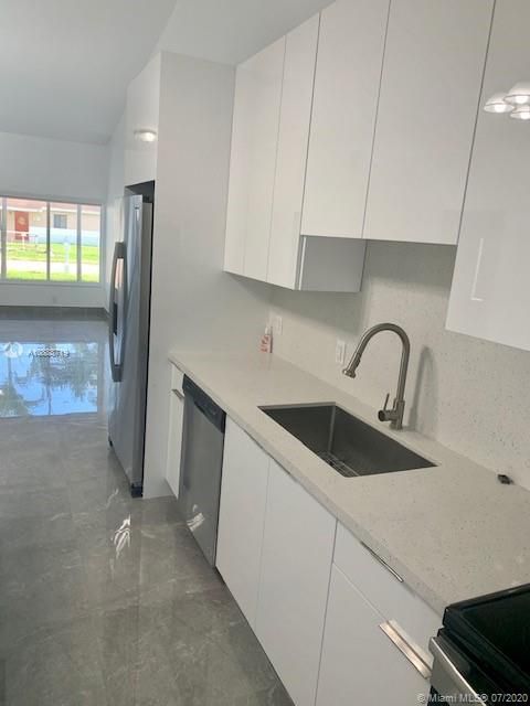 Recently Rented: $2,850 (3 beds, 2 baths, 0 Square Feet)