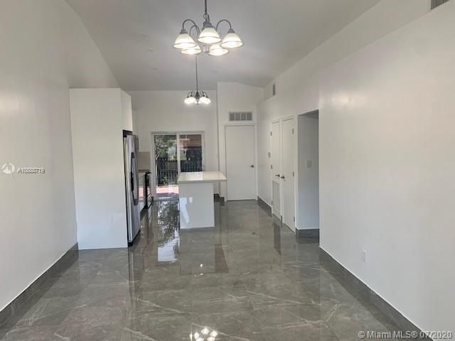 Recently Rented: $2,850 (3 beds, 2 baths, 0 Square Feet)