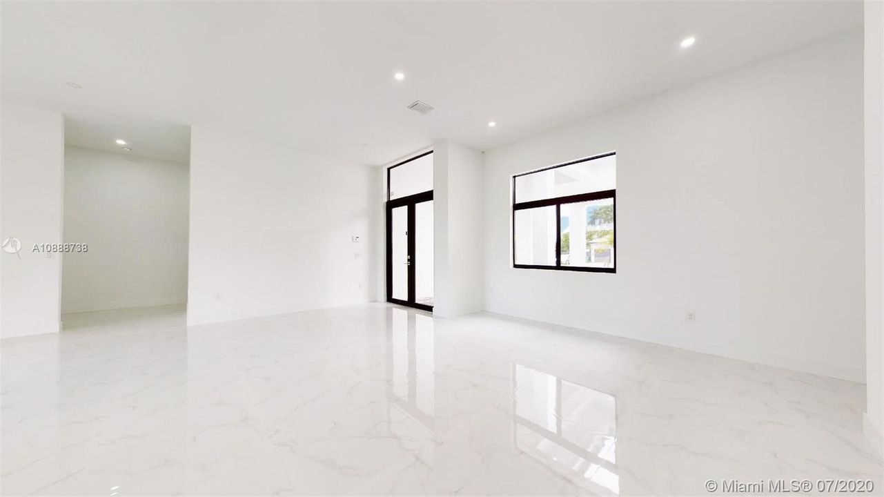 Vendido Recientemente: $615,000 (4 camas, 4 baños, 0 Pies cuadrados)