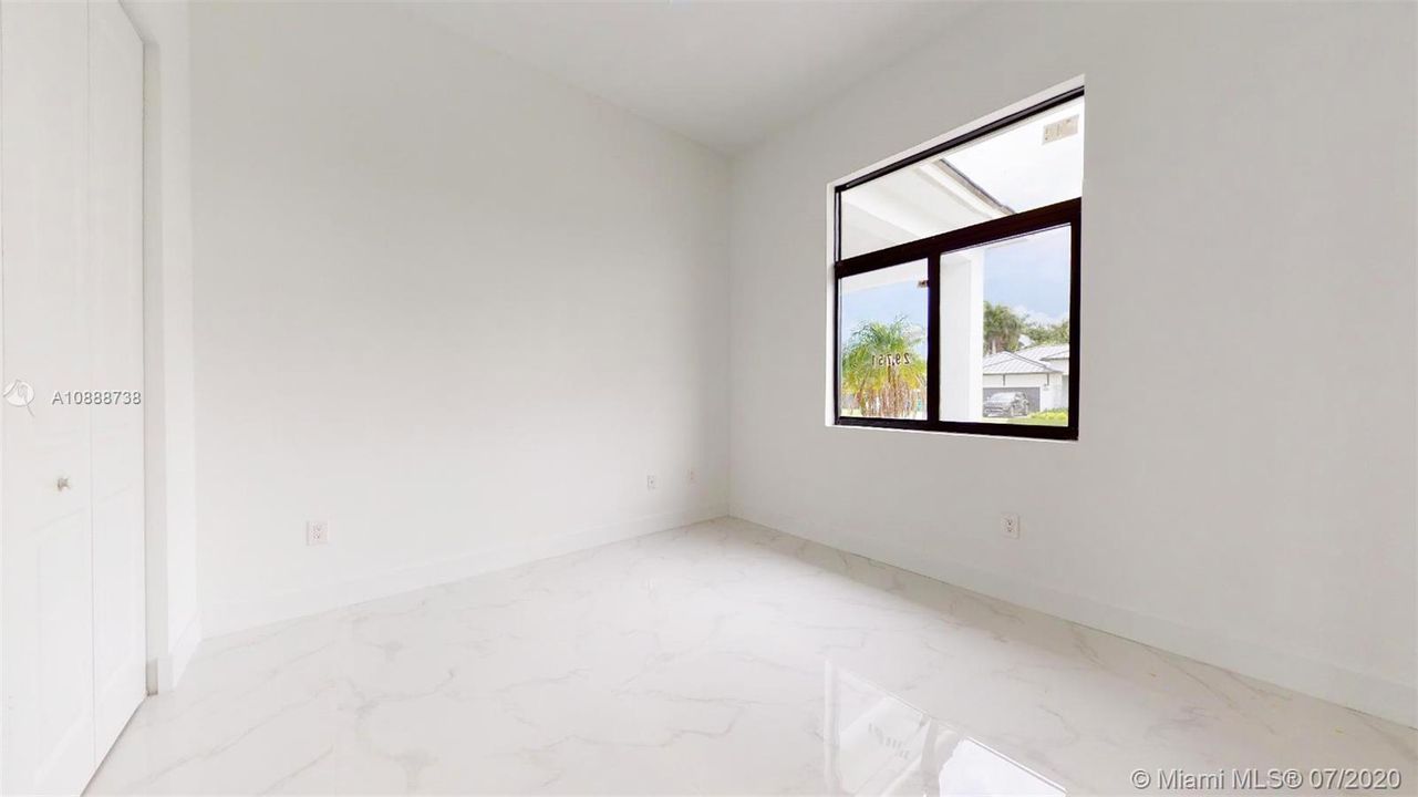 Vendido Recientemente: $615,000 (4 camas, 4 baños, 0 Pies cuadrados)