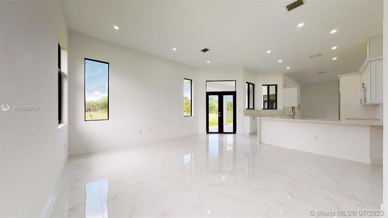 Vendido Recientemente: $615,000 (4 camas, 4 baños, 0 Pies cuadrados)