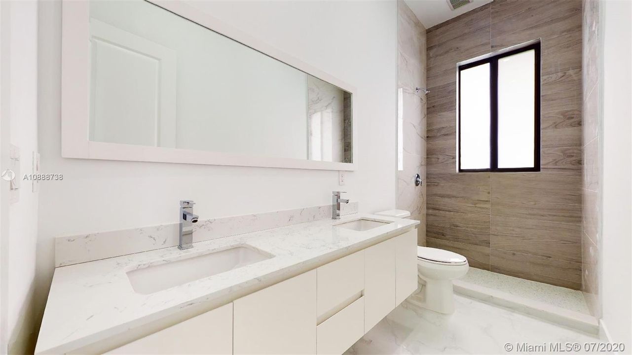 Vendido Recientemente: $615,000 (4 camas, 4 baños, 0 Pies cuadrados)