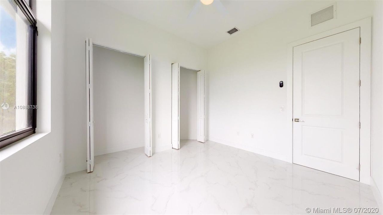 Vendido Recientemente: $615,000 (4 camas, 4 baños, 0 Pies cuadrados)