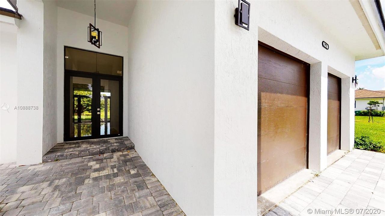 Vendido Recientemente: $615,000 (4 camas, 4 baños, 0 Pies cuadrados)