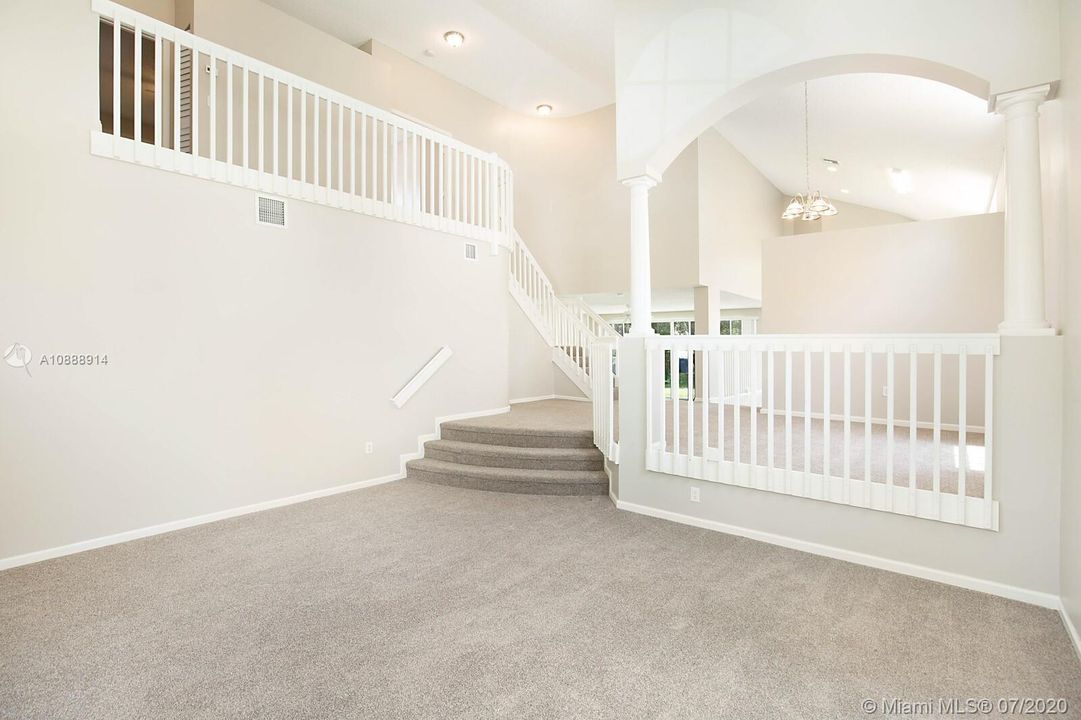 Recently Sold: $399,000 (4 beds, 3 baths, 2936 Square Feet)