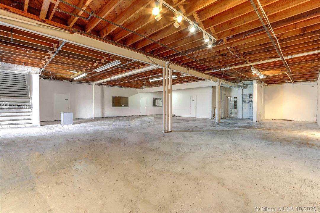 Vendido Recientemente: $3,800,000 (0 camas, 0 baños, 27865 Pies cuadrados)