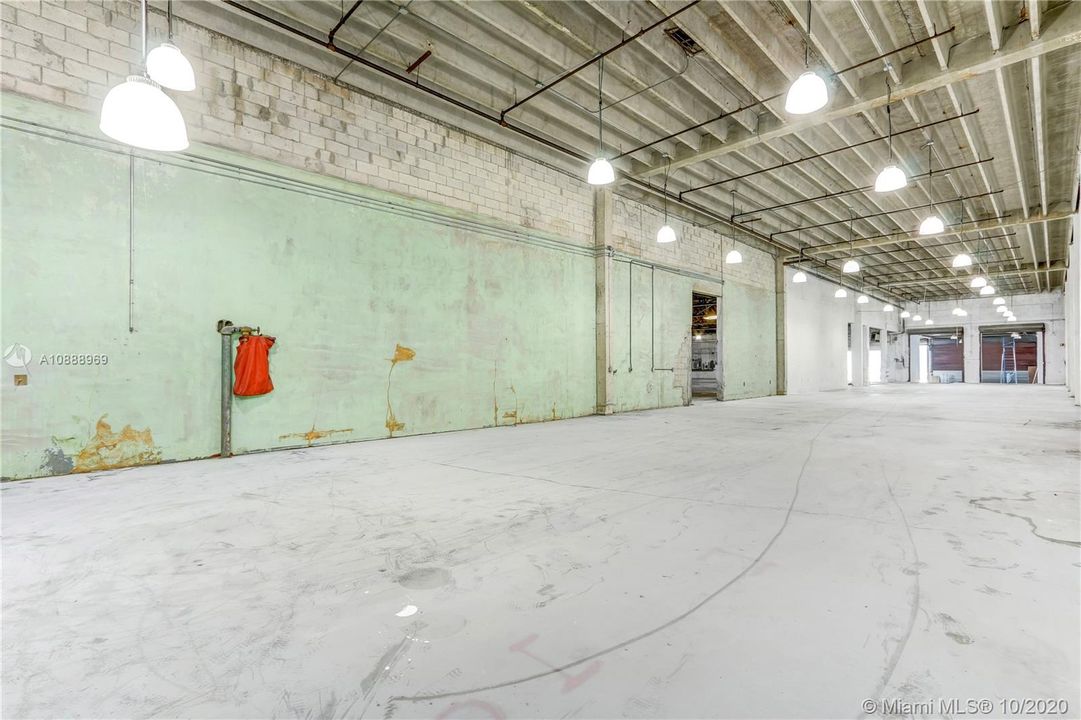 Vendido Recientemente: $3,800,000 (0 camas, 0 baños, 27865 Pies cuadrados)